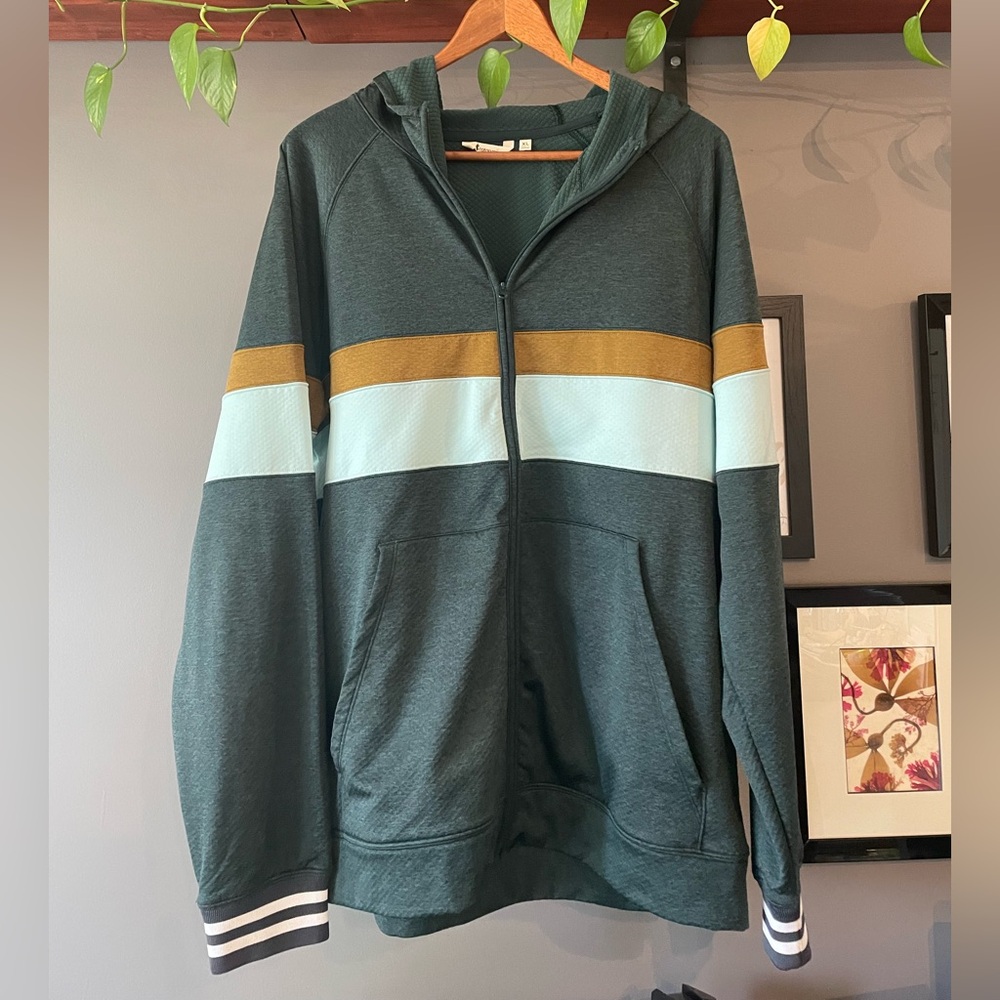 Cotopaxi Green Pullover
